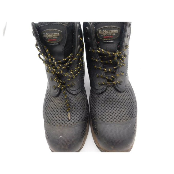 Dr Martens Men\'s Calamus Safety Toe 7 Eye Boot